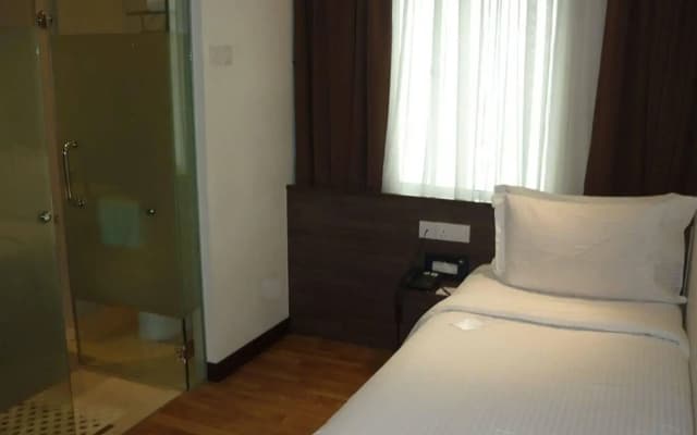 Frenz Hotel Kuala Lumpur - photo 5