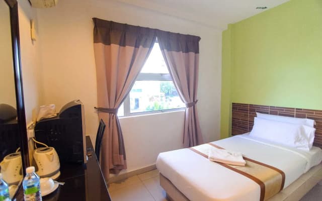 Hotel Time Melaka - photo 5