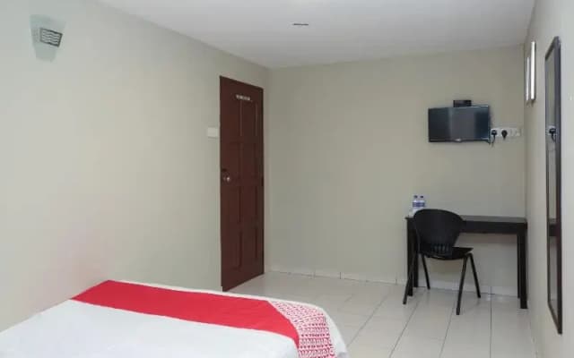 Prima Saujana Budget Hotel by Rooms - photo 2