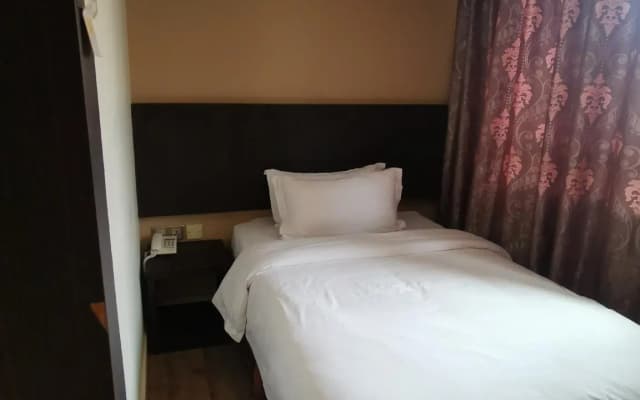 De Leon Hotel ll - photo 4