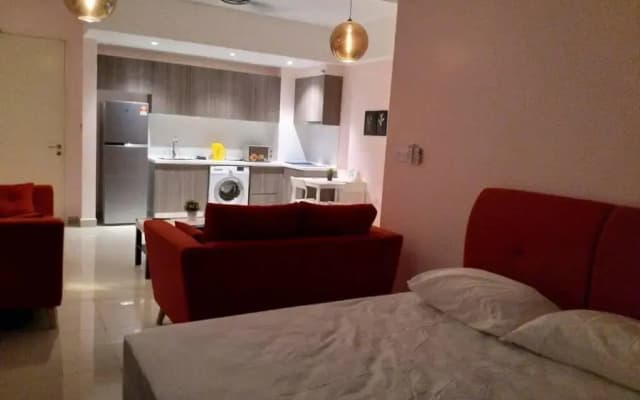 HB1512- Hyve Studio unit, Lake view, Cyberjaya, Free Wi-Fi, Free Parking, Netflix,Pool - photo 2