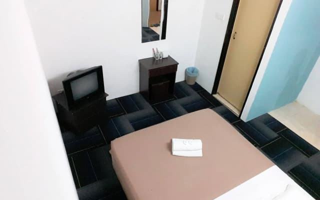 Sunshine Bay Resort Port Dickson - photo 2