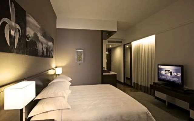 GTower Hotel - photo 5