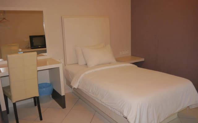 SR Inn - photo 2