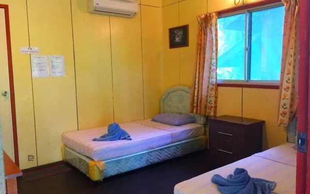 Sukau Backpackers B&B - photo 3
