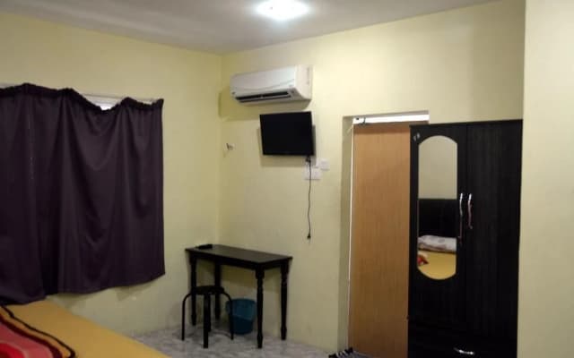 Oyo 90765 Hotel Bajet Pulai - photo 3
