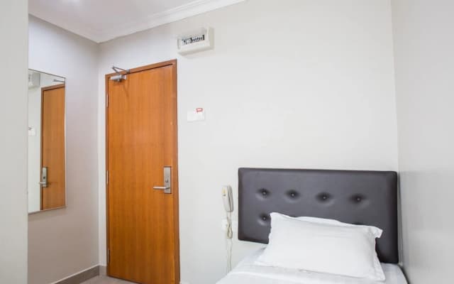 Moment Hotel - photo 2