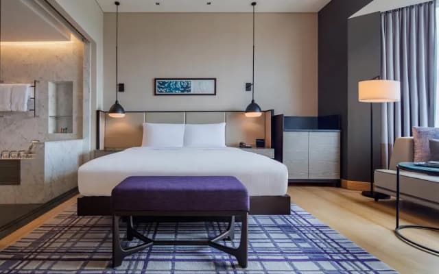 Hilton Kuala Lumpur - photo 3