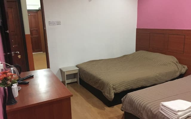Golden Night Hotel Cameron Highlands - photo 5