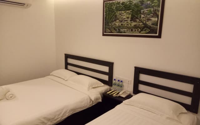 Hotel Sri Bernam - photo 4