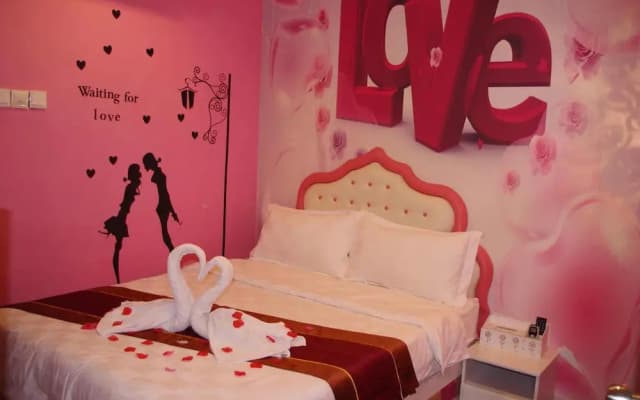 Love Guest House - photo 5