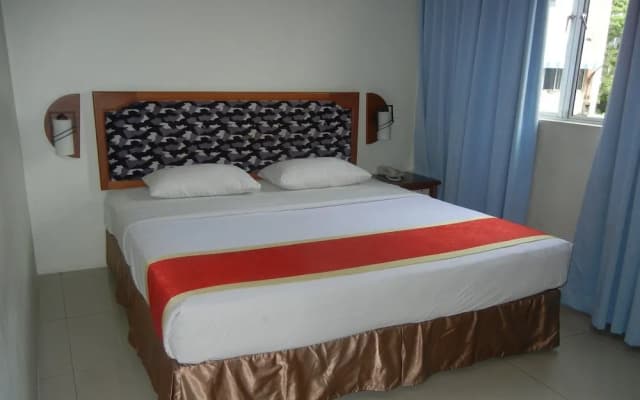 Borneo Hotel - photo 4