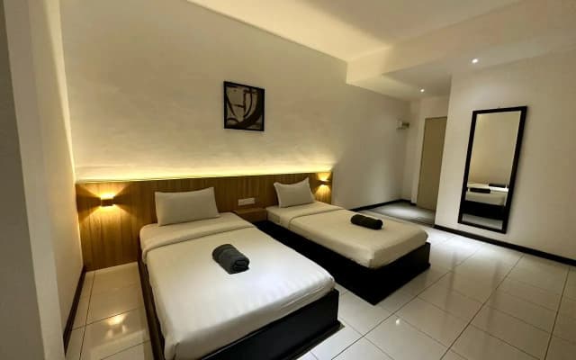OYO Tawau Hospital Formerly Mangrove Hotel - photo 5
