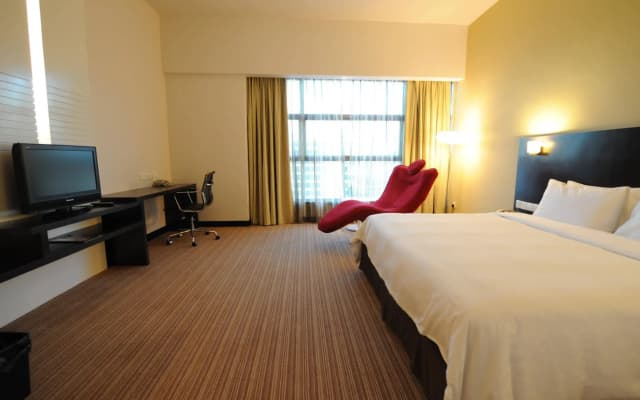 The Klagan Hotel - photo 3