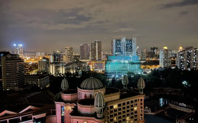 Sunway Resort Suites max 4 pax studio 1 mins walk to Sunway Pyramid - photo 3