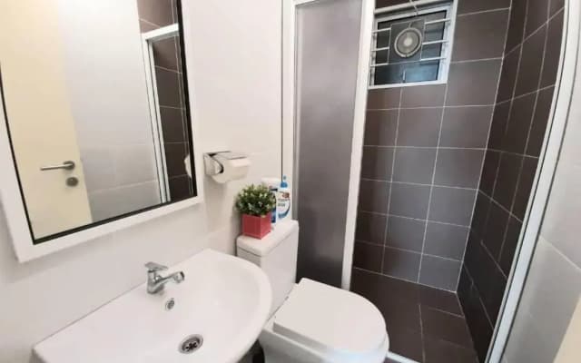 Homey Galleria Suite A 10 12 - photo 5