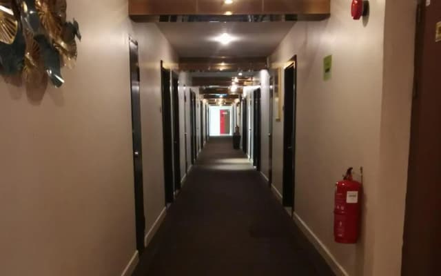 De Leon Hotel ll - photo 5