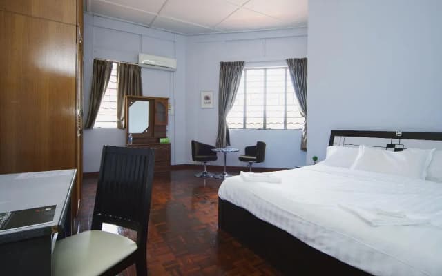 Hin Loi Guesthouse - photo 5