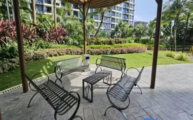 Central Park City Escape 2BR 4Pax w Balcony - photo 2
