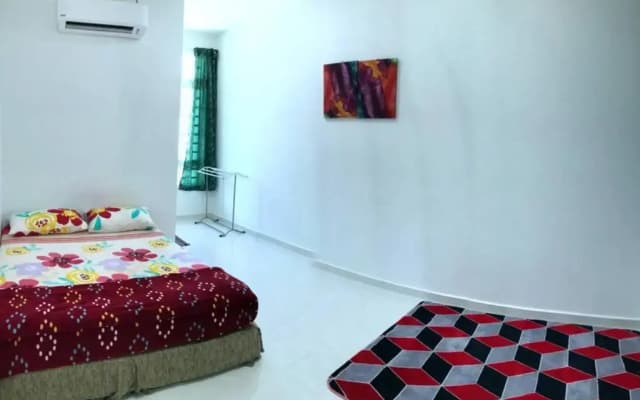 Near Draw Bridge and KT City - Ivana Homestay Unit E - photo 5