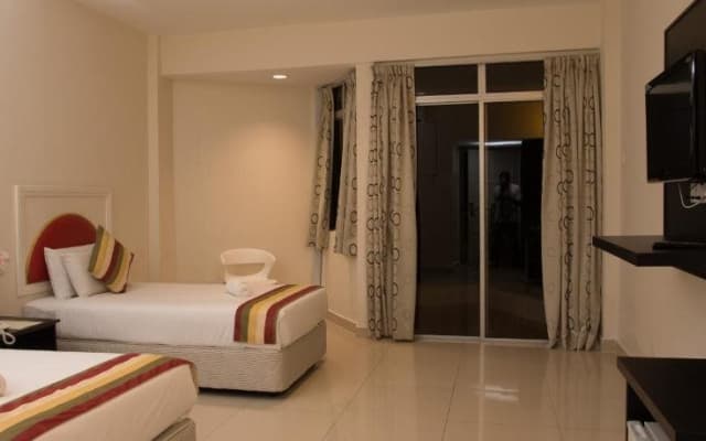 Akar Beach Resort - photo 2