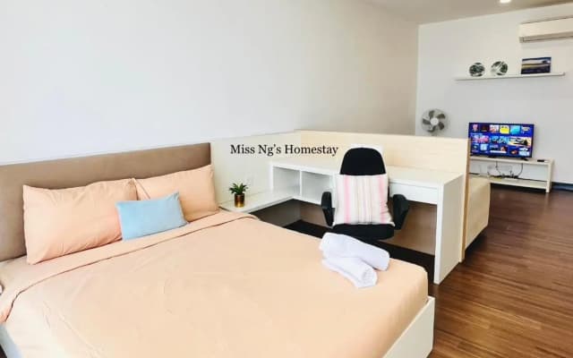 SILKSKY- Chic Studio for 2, Free Parking, Near Balakong, C180, The Mines, Serdang, Kajang - photo 3