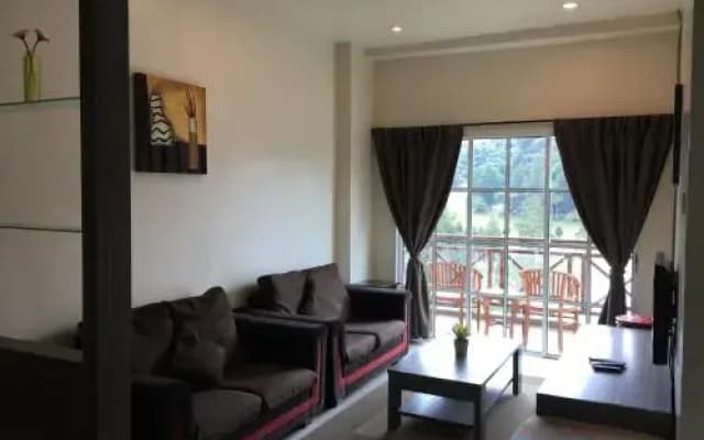 CH Green Stay Resort Apartment - photo 4