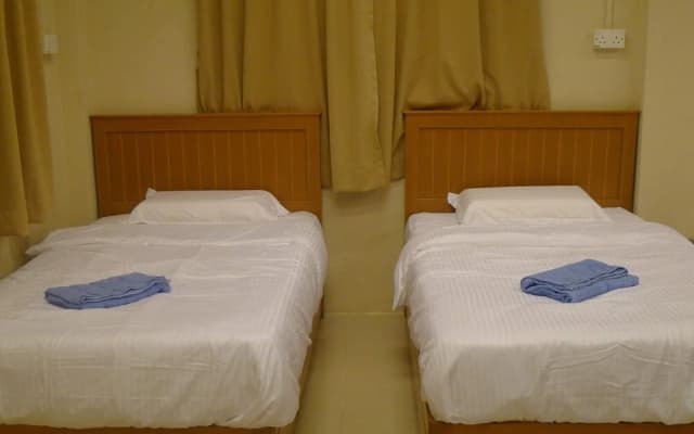 Tfl Homestay - photo 4