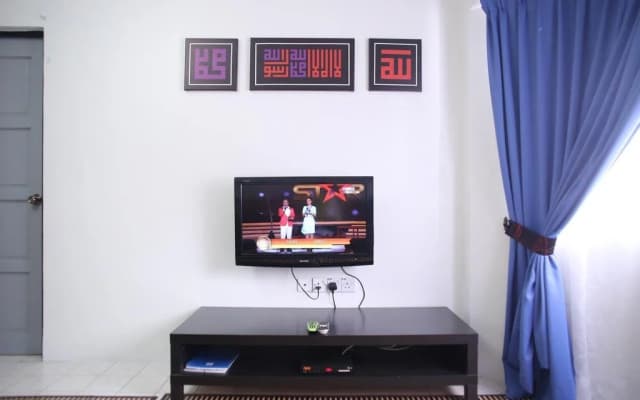 Nadia Damansara Damai Homestay - photo 4