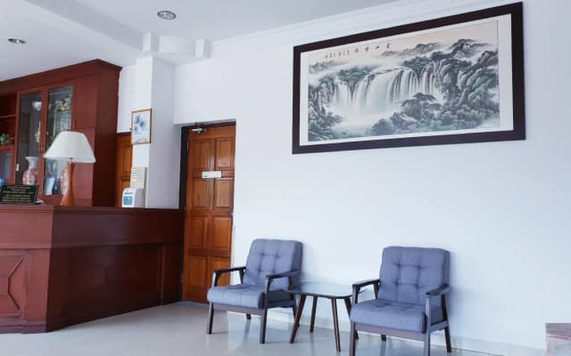 Champcity Hotel - photo 4