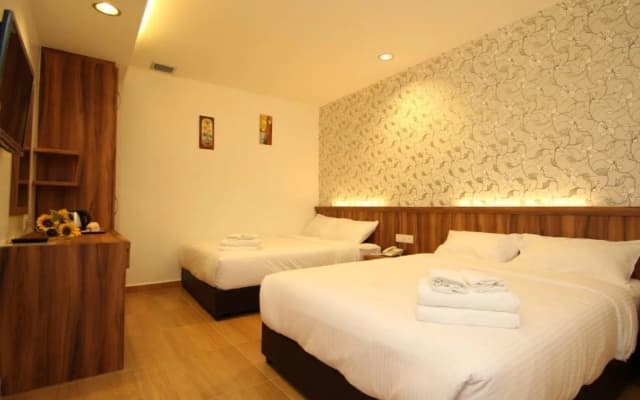 Century Inn Hotel - photo 2
