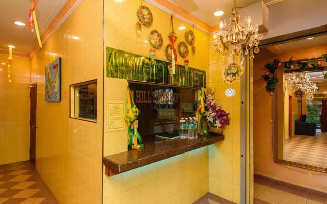 Hill Times Inn Hotel - photo 2