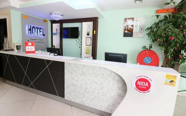 Veenai Hotel - photo 2