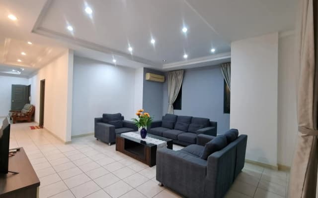 Kenyalang Emerald Riverine Homestay - photo 2