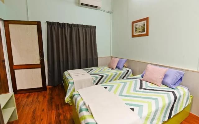 Courtyard Homestay - photo 5