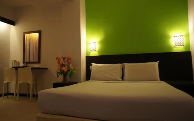 Meldrum Hotel - photo 4