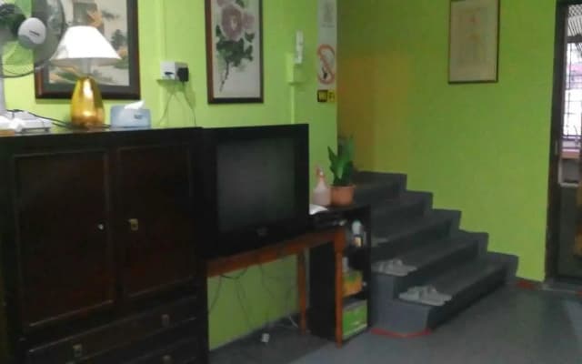 Oriental Riverside Guesthouse - photo 2