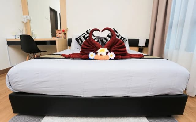 MLH Deluxe Studio Suites @ Landmark Residence - photo 3