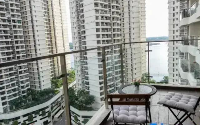 JB City Family Suite Danga Bay by Cowidéa - photo 2