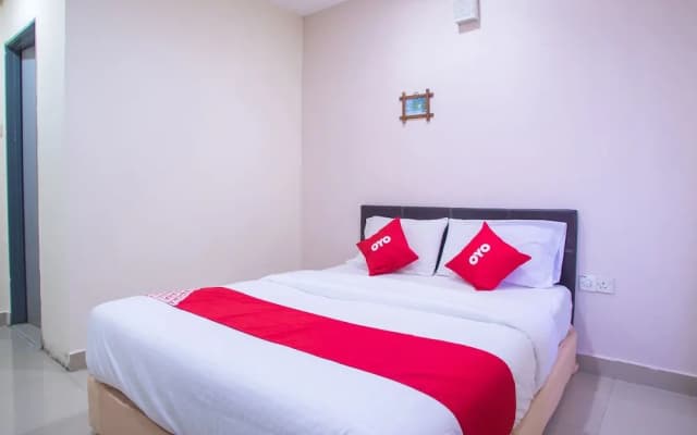OYO 44010 Royals Star Hotel - photo 5