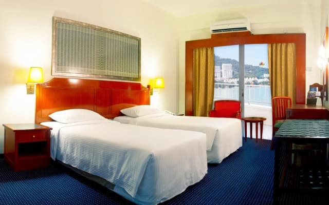 Rainbow Paradise Beach Resort - photo 5
