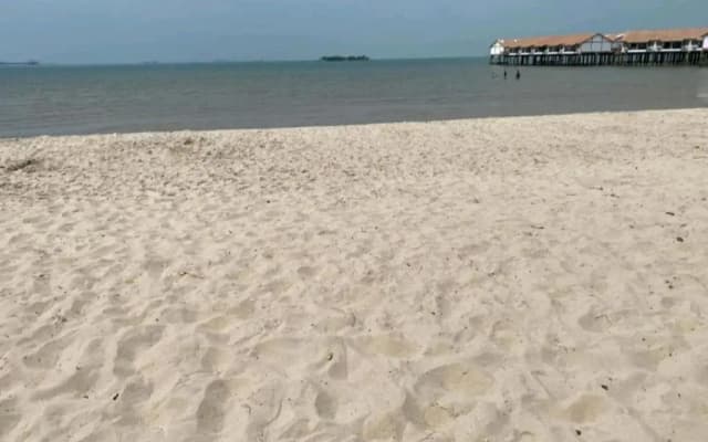 Glory beach seaview resort 2 bedroom - photo 2