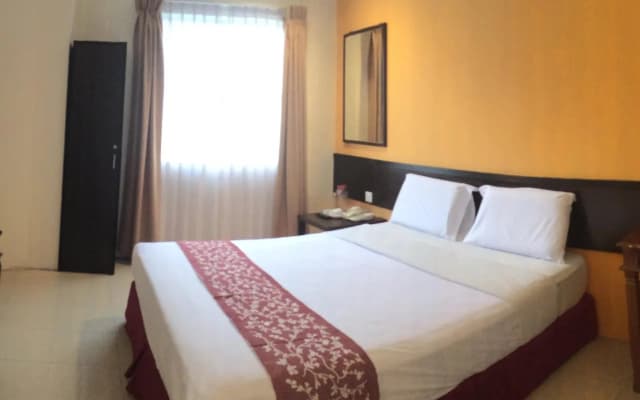Grand Far East Hotel - photo 5