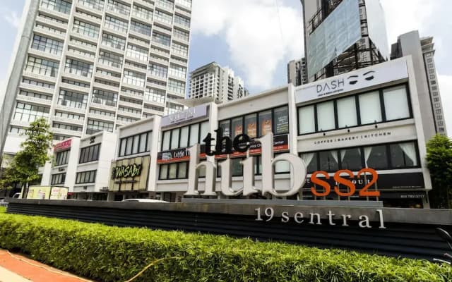 The Hub Signature Suites at SS2 - photo 2