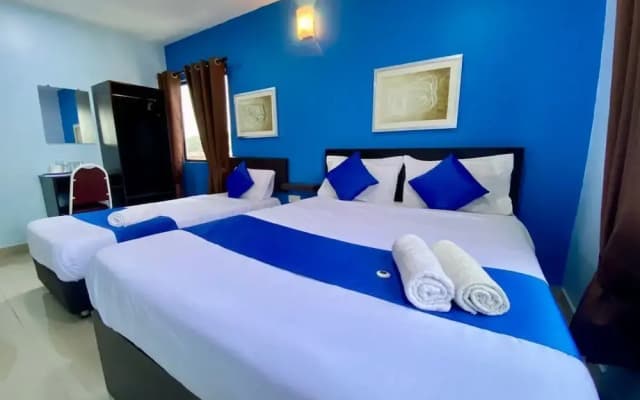 Royals Star Hotel - photo 4