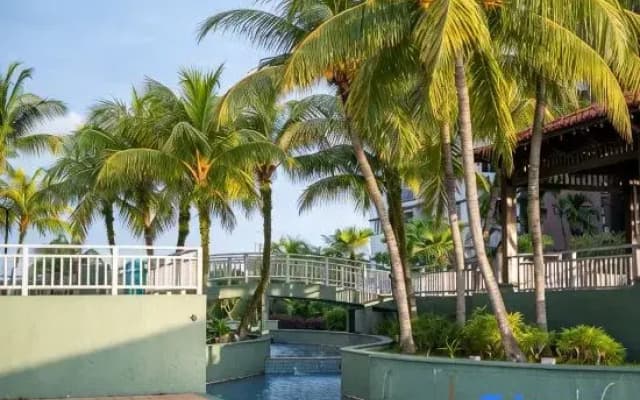 A Modern 3BR Home Near Danga Bay, Free Parking - photo 3