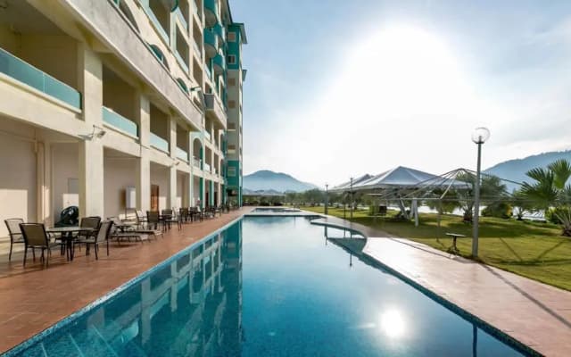 Marina Island Lumut Homestay by Goopro - photo 3