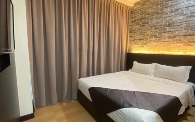 Capital O 90447 Hotel Ezzyhome Kebun Teh - photo 2