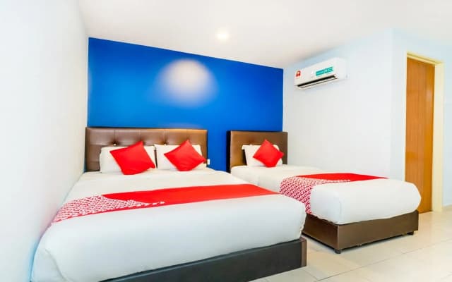 OYO 503 Hotel Aromas JB - photo 3