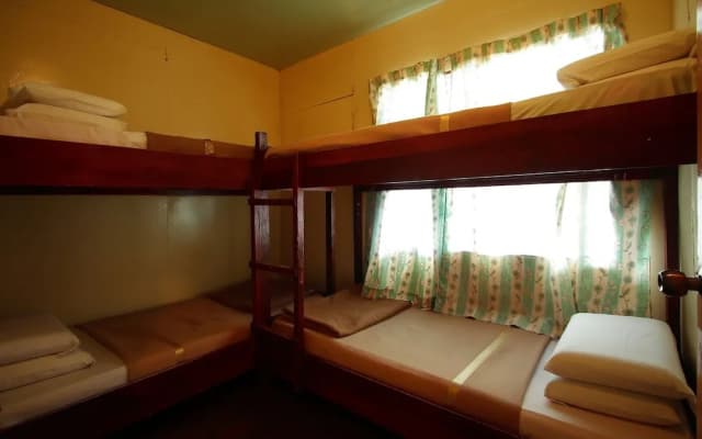 Laban Rata Resthouse - Hostel - photo 2